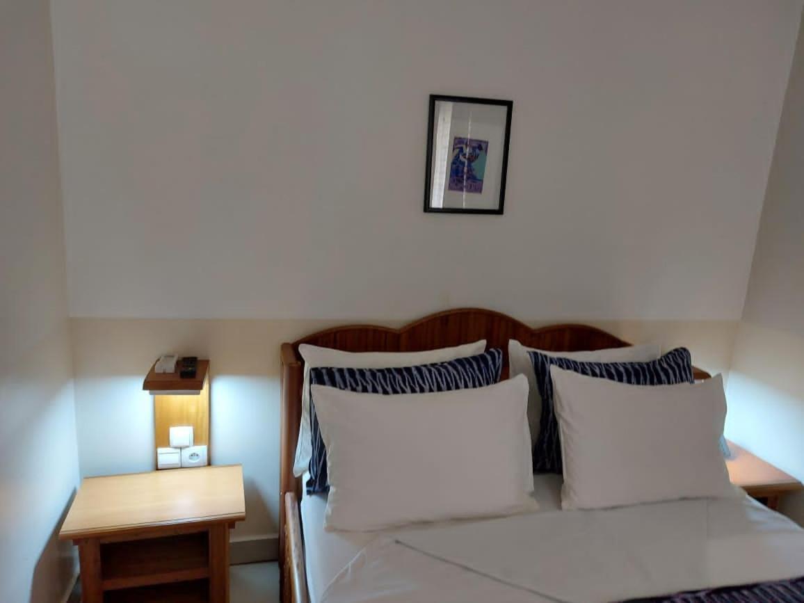 Congress Hotel Yaounde Ngoại thất bức ảnh