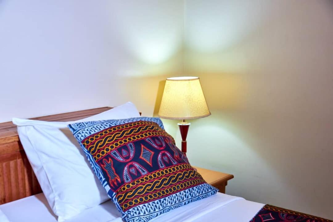 Congress Hotel Yaounde Ngoại thất bức ảnh