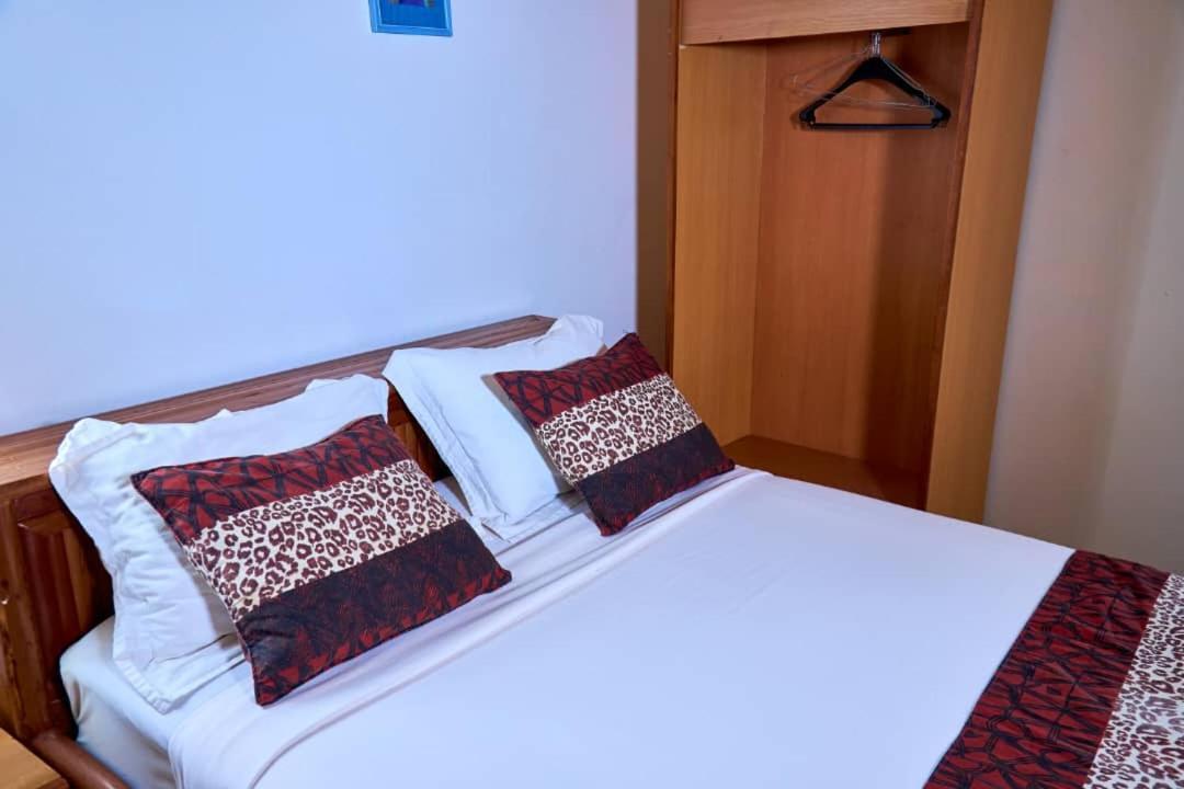Congress Hotel Yaounde Ngoại thất bức ảnh