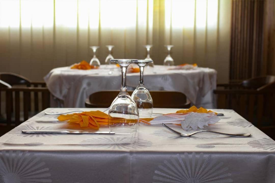 Congress Hotel Yaounde Ngoại thất bức ảnh