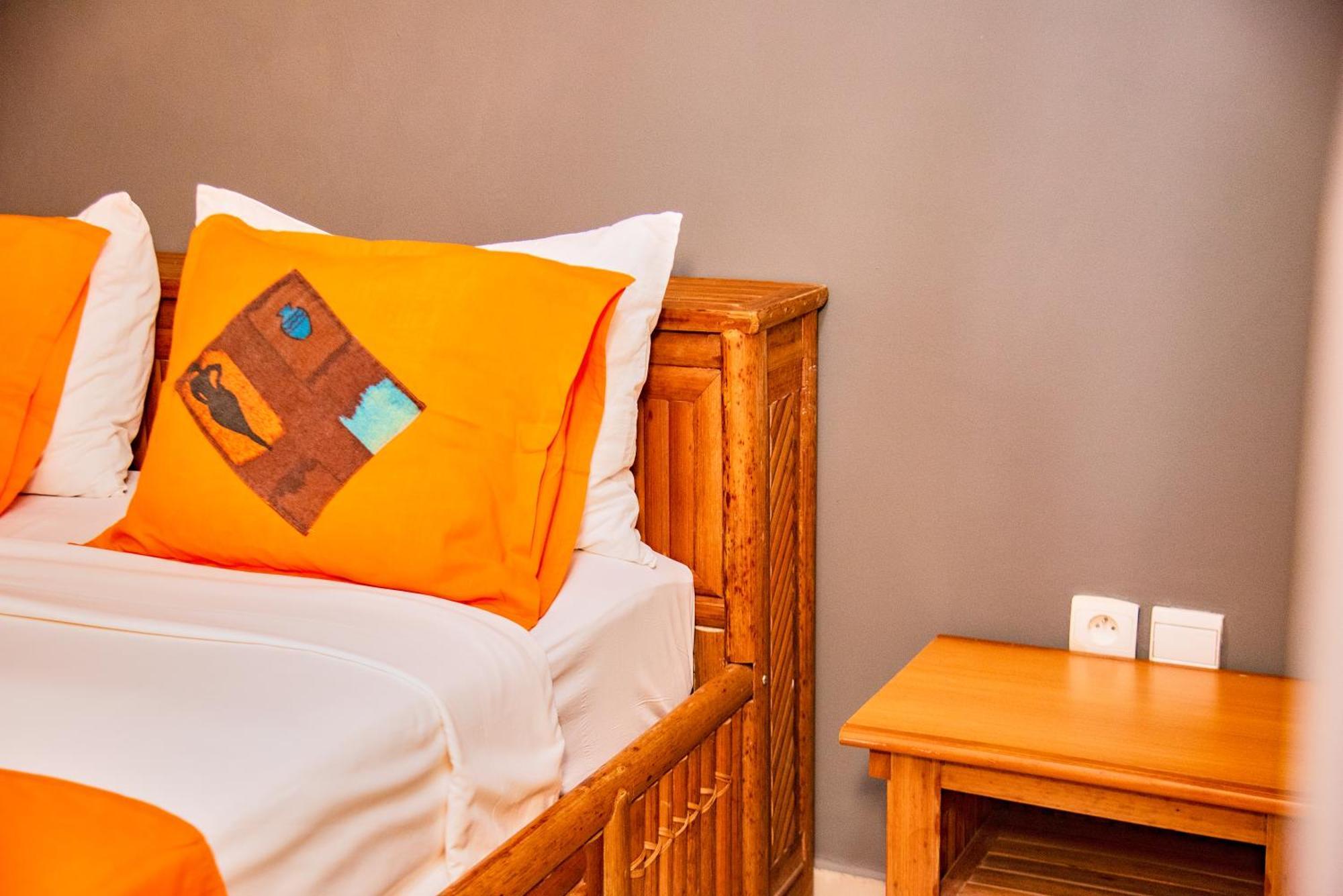 Congress Hotel Yaounde Ngoại thất bức ảnh